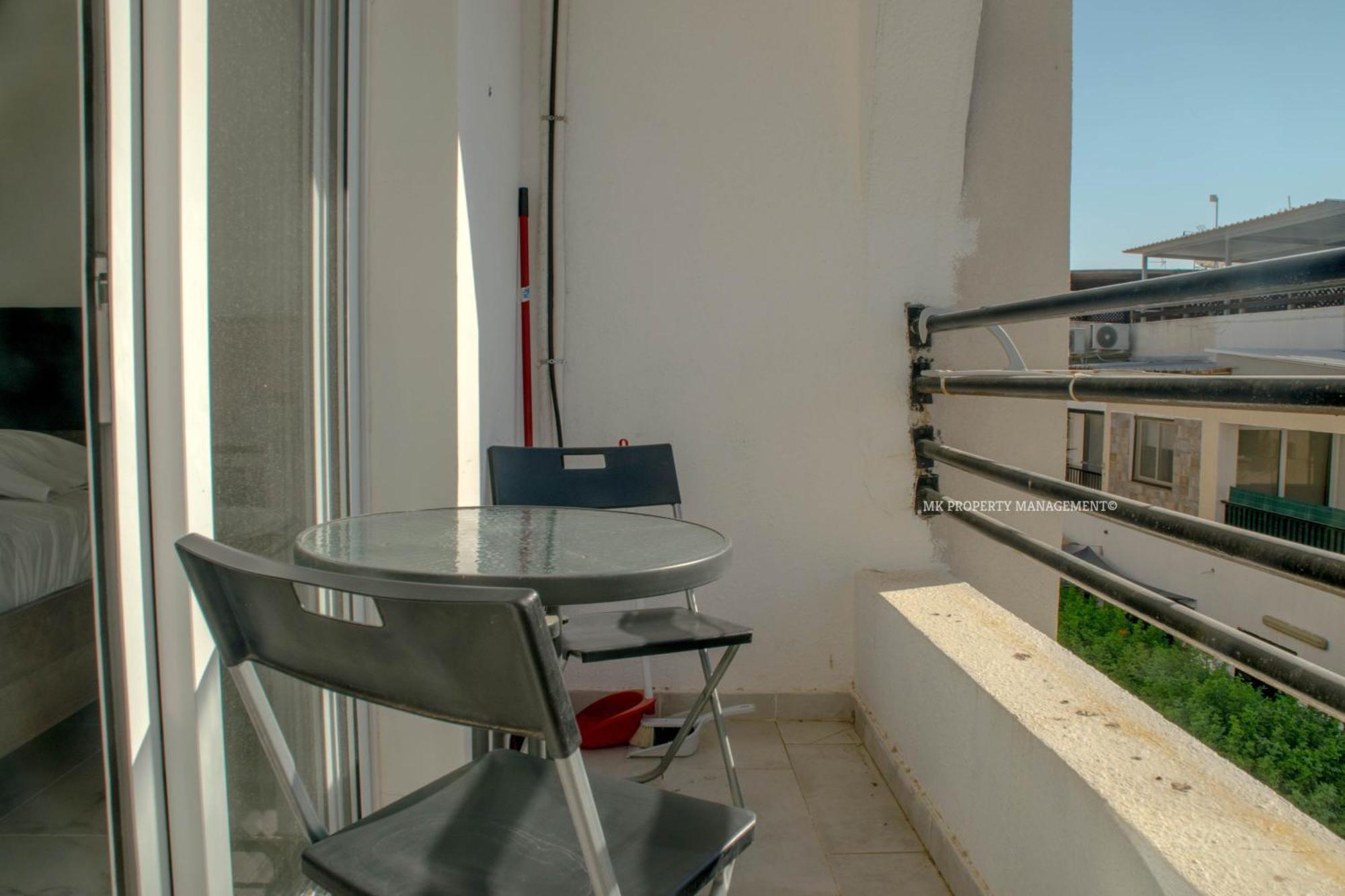 Mad Beach Protaras Exterior foto